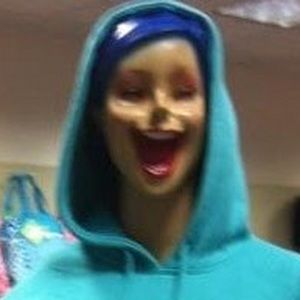 Meet your Posher, Han